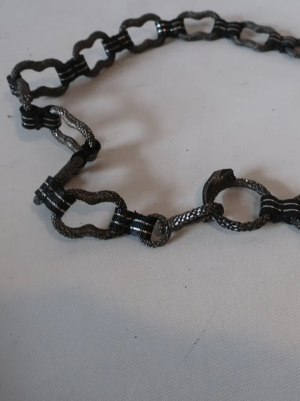 Womens Unbranded Silver Black Metal Python Snake Head Chain Link Waist Belt M